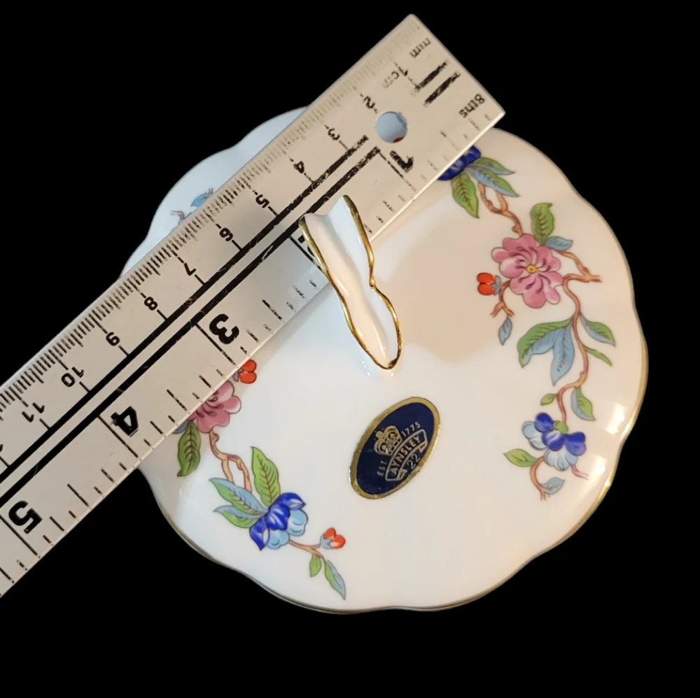 Aynsley bone dish measures
